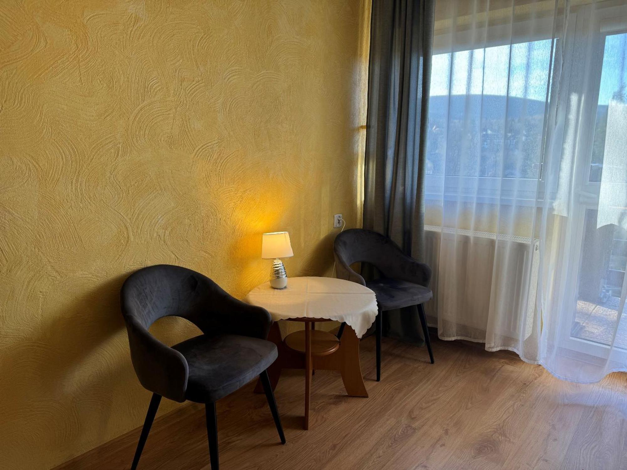 Dom Wczasowy Przy Skalkach Szklarska Poręba Esterno foto