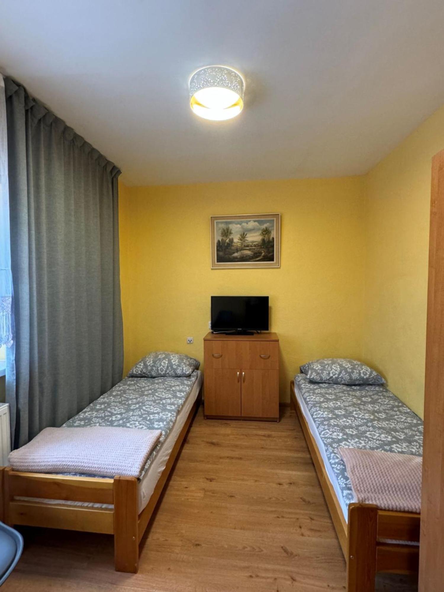 Dom Wczasowy Przy Skalkach Szklarska Poręba Esterno foto