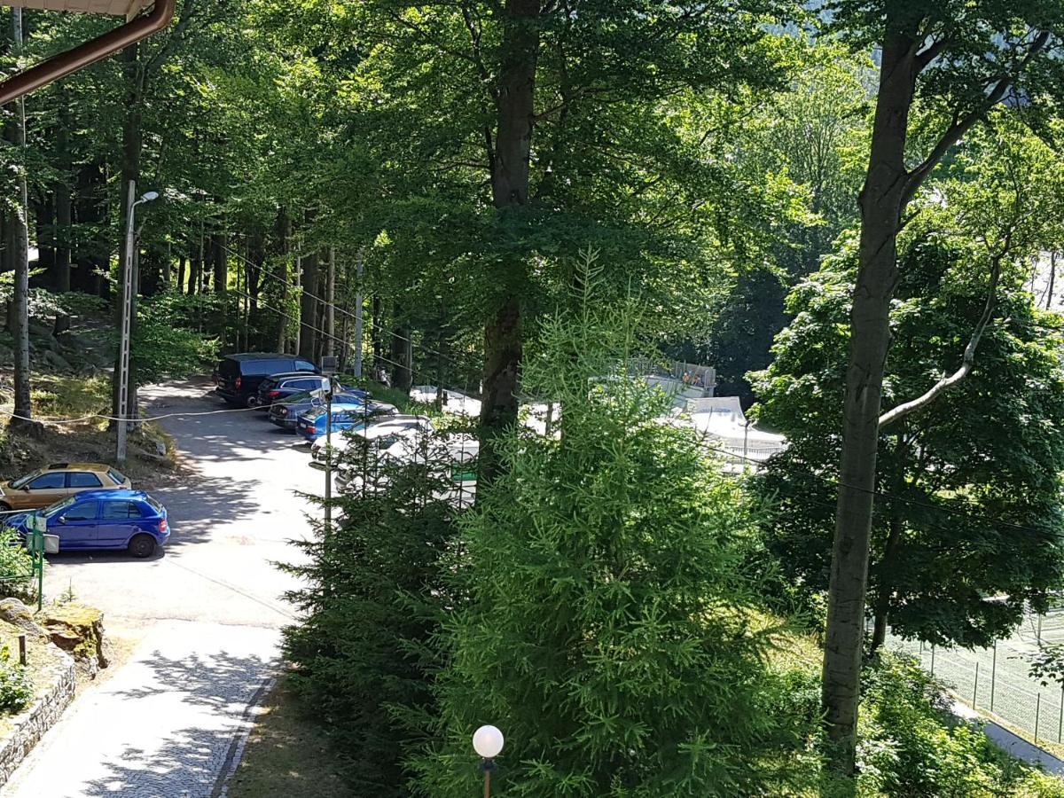 Dom Wczasowy Przy Skalkach Szklarska Poręba Esterno foto